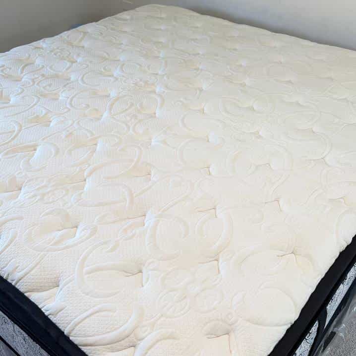 Mattress after-cleaning image